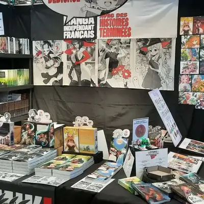 Jenny Miki - Stand de bandes dessinées indépendantes au salon, un univers créatif à découvrir.