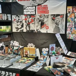 Jenny Miki - Stand de bandes dessinées indépendantes au salon, un univers créatif à découvrir.
