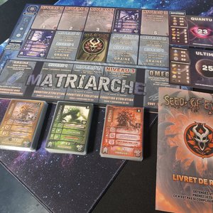 Seeds of Evil - Seeds of Evil : plateau Matriarche et livret de règles prêt à jouer