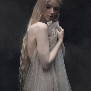 Sylvaine - Éclat de douceur et de mystère dans un monde de brume