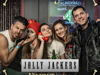 JOLLY JACKERS - Groupe de cinq personnes posant ensemble dans un cadre festif, avec un téléphone rouge et des boissons. En arrière-plan, un mur avec des lumières et des écrits colorés. En bas, le texte "JOLLY JACKERS" et "Vendredi 03/04".