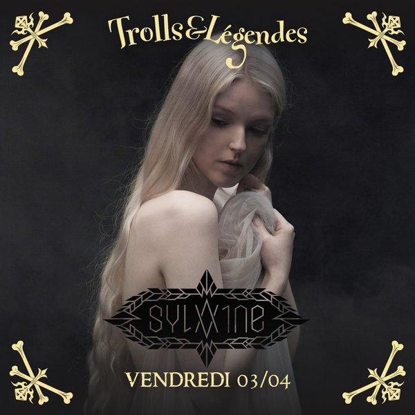 Sylvaine - Femme aux longs cheveux blonds, vêtue d'une robe légère, avec logo Sylvane en bas.