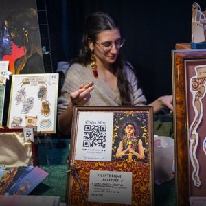 Mortale King - Marché artisanal : Créations uniques et artisanat local