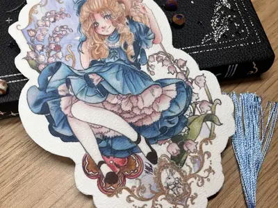 Le terrier de YumĂ« - Marque-page fĂ©erique â jeune fille en robe bleue et motifs floraux