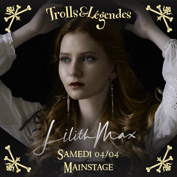 Lilith Max - Portrait d'une jeune femme avec des cheveux bouclés, à l'air pensif, sur fond sombre.