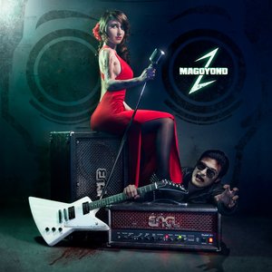 MAGOYOND : Le Cabaret Macabre du Métal Alternatif - Mélodie de la nuit : Rock et mystère au cœur du spectacle