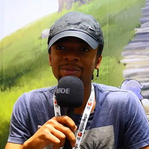 Naokuren - Rencontre avec un passionné de jeux vidéo et d'animations au salon.