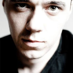 Przemyslaw KLOSIN - Regard perçant : portrait intime en gros plan